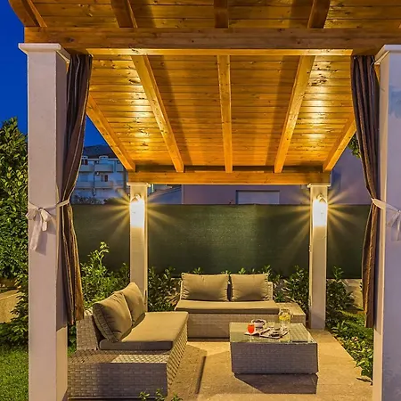 Sweet Marija With Heated Pool