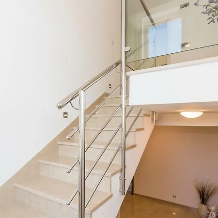 Sweet Marija With Heated Pool *