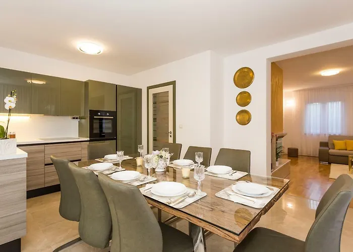 Sweet Marija With Heated Pool Villa