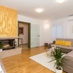Villa Sweet Marija With Heated Pool Split